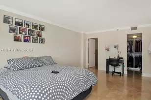 555 NE 15th St, Miami, FL 33132 - Photo 14