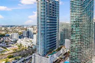 60 SW 13th St, Miami, FL 33130 - Photo 12