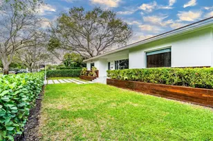 1223 NE 102nd St, Miami Shores, FL 33138 - Photo 28