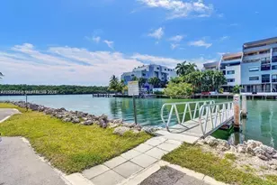 400 Kings Point Dr, Sunny Isles Beach, FL 33160 - Photo 4