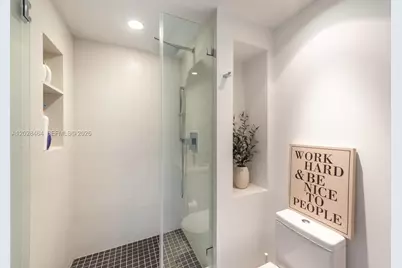 781 Crandon Blvd #405, Key Biscayne, FL 33149 - Photo 24