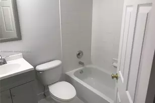 5743 NW 114th Path, Doral, FL 33178 - Photo 24