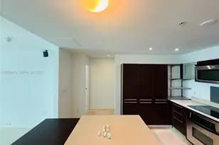 1900 N Bayshore Dr, Miami, FL 33132 - Photo 14
