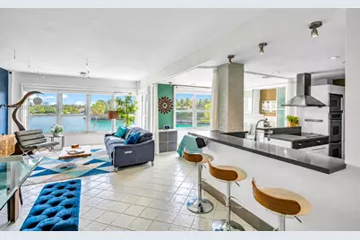 9102 W Bay Harbor Dr #3-C, Bay Harbor Islands, FL 33154 - Photo 2