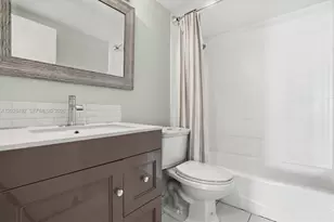 8233 Harding Ave, Miami Beach, FL 33141 - Photo 16