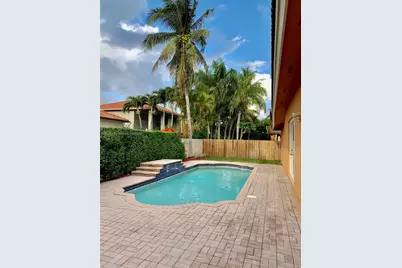 15751 SW 103rd Ln, Miami, FL 33196 - Photo 12