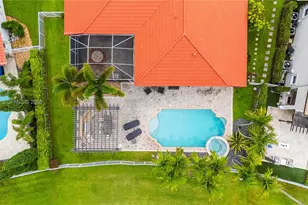 1714 Victoria Pointe Cir, Weston, FL 33327 - Photo 36