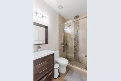 1714 Victoria Pointe Cir, Weston, FL 33327 - Photo 30
