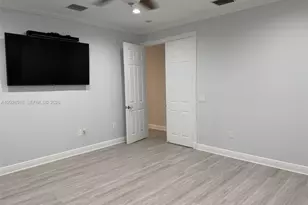9444 SW 78th St, Miami, FL 33173 - Photo 14