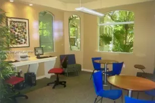 6001 SW 70th St, South Miami, FL 33143 - Photo 12