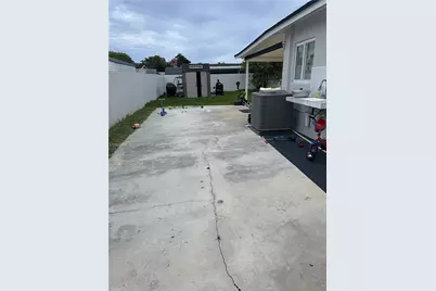 20515 NW 45th Ave, Miami Gardens, FL 33055 - Photo 24