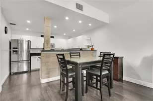 9581 SW 3rd St, Pembroke Pines, FL 33025 - Photo 6