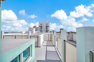 7728 Collins Ave, Miami Beach, FL 33141 - Photo 32