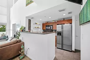 7728 Collins Ave, Miami Beach, FL 33141 - Photo 10