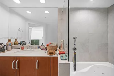 7728 Collins Ave #5, Miami Beach, FL 33141 - Photo 28