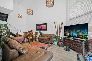 7728 Collins Ave, Miami Beach, FL 33141 - Photo 4