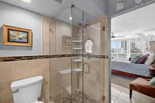 121 Golden Isles Dr, Hallandale Beach, FL 33009 - Photo 46