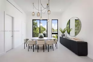 92 SW 28th Rd, Miami, FL 33129 - Photo 14
