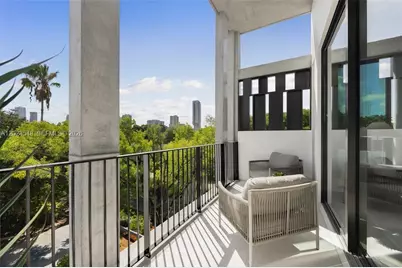 92 SW 28th Road #4, Miami, FL 33129 - Photo 24