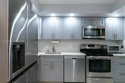 2401 S Ocean Dr #404, Hollywood, FL 33019 - Photo 10