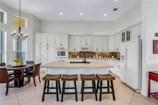 19442 SW 39th St, Miramar, FL 33029 - Photo 8