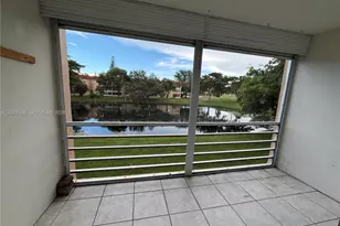 9281 Sunrise Lakes Blvd, Sunrise, FL 33322 - Photo 46