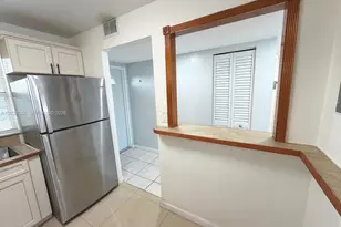 9281 Sunrise Lakes Blvd, Sunrise, FL 33322 - Photo 12