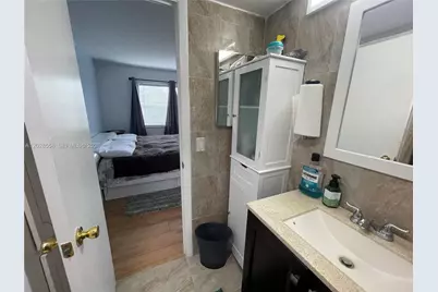 9281 Sunrise Lakes Blvd #209, Sunrise, FL 33322 - Photo 22