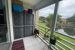 9281 Sunrise Lakes Blvd, Sunrise, FL 33322 - Photo 56