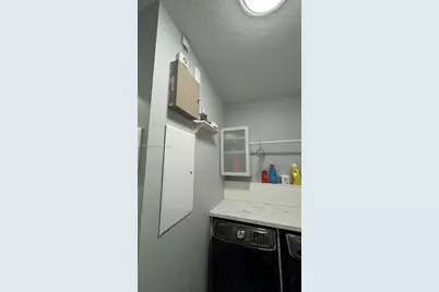 19329 NE 8th Ct, Miami, FL 33179 - Photo 16