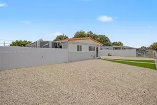 10345 NW 35th Ct, Miami, FL 33147 - Photo 44