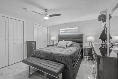 10345 NW 35th Ct, Miami, FL 33147 - Photo 14