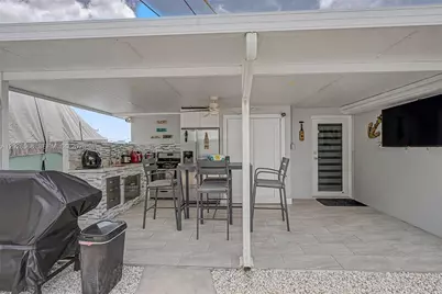 10345 NW 35th Ct, Miami, FL 33147 - Photo 26