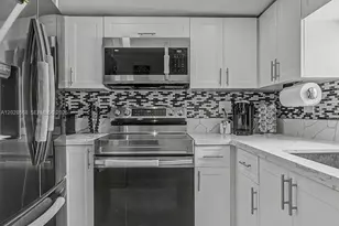 10345 NW 35th Ct, Miami, FL 33147 - Photo 8