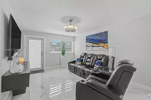 10345 NW 35th Ct, Miami, FL 33147 - Photo 4