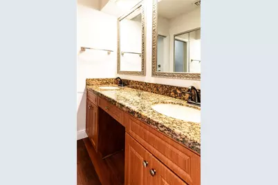 1341 Seagrape Cir, Weston, FL 33326 - Photo 18