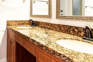 1341 Seagrape Cir, Weston, FL 33326 - Photo 18