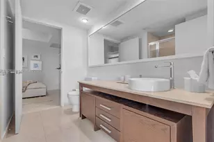 465 Brickell Ave, Miami, FL 33131 - Photo 16