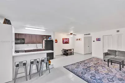 7133 Bay Dr #305, Miami Beach, FL 33141 - Photo 6