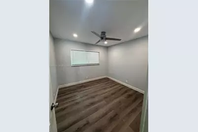 491 NW 45th Ter, Plantation, FL 33317 - Photo 4