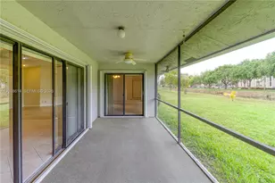 10360 NW 31st Ct, Sunrise, FL 33351 - Photo 12