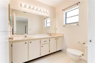 10360 NW 31st Ct, Sunrise, FL 33351 - Photo 34