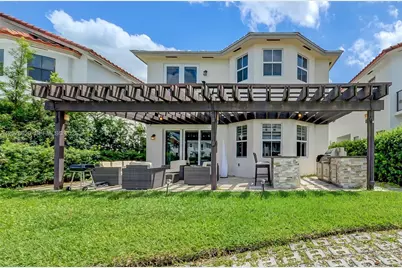 10555 NW 69th Ter, Doral, FL 33178 - Photo 1