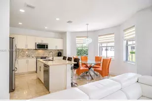 10555 NW 69th Terrace, Doral, FL 33178 - Photo 10