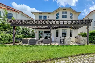 10555 NW 69th Terrace, Doral, FL 33178 - Photo 12