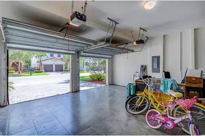 10555 NW 69th Ter, Doral, FL 33178 - Photo 42
