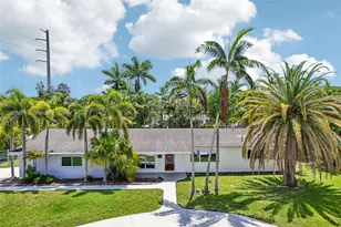 14401 SW 98th Ct, Miami, FL 33176 - Photo 4