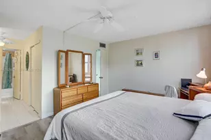 3113 S Ocean Dr, Hallandale Beach, FL 33009 - Photo 10