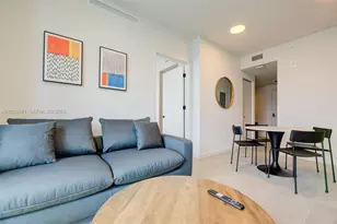 121 NE 5th St, Miami, FL 33132 - Photo 8