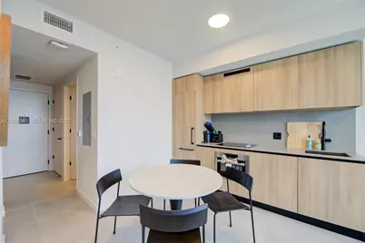 121 NE 5th St #3103, Miami, FL 33132 - Photo 10